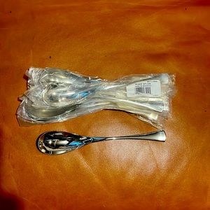 Wedgewood Elipse place spoons set of 8 never used